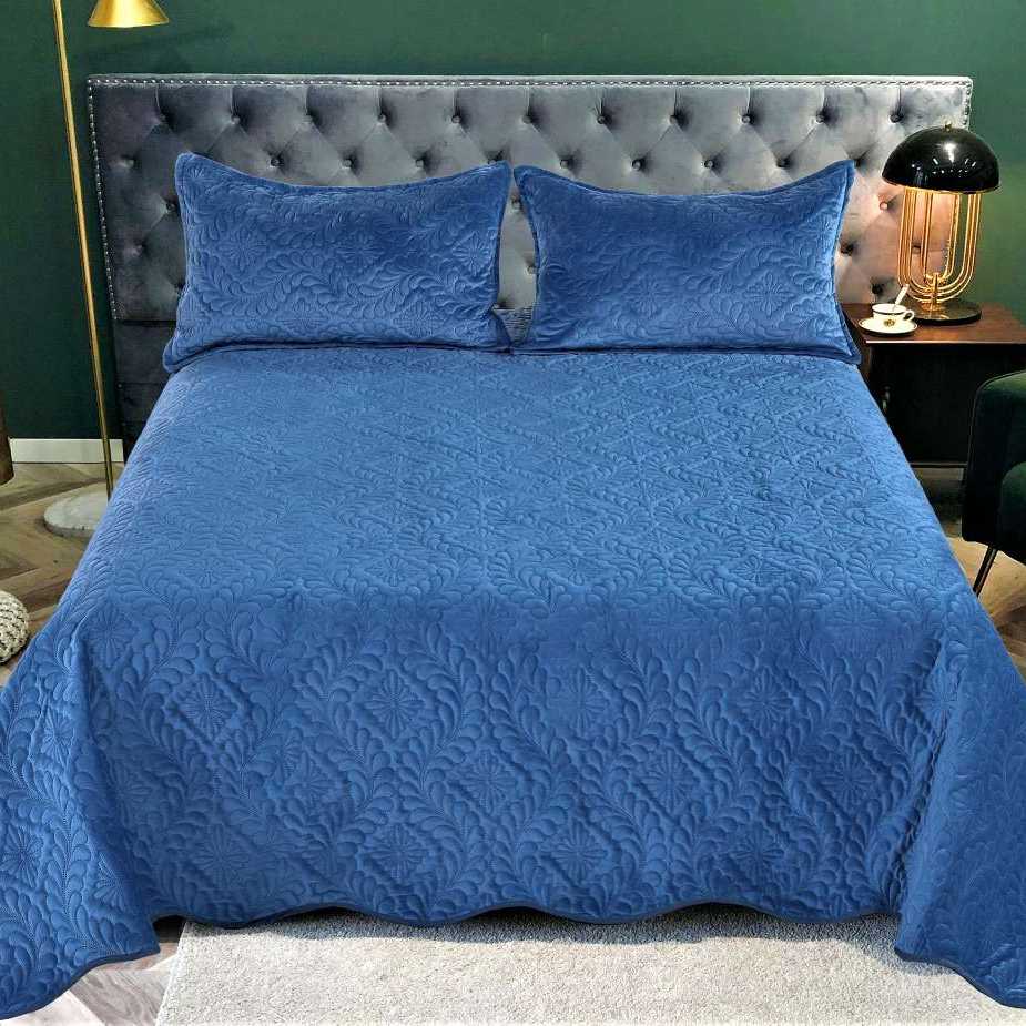 Cuvertura catifea bleumarin