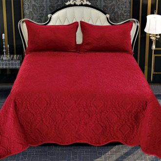 cuvertura catifea grena