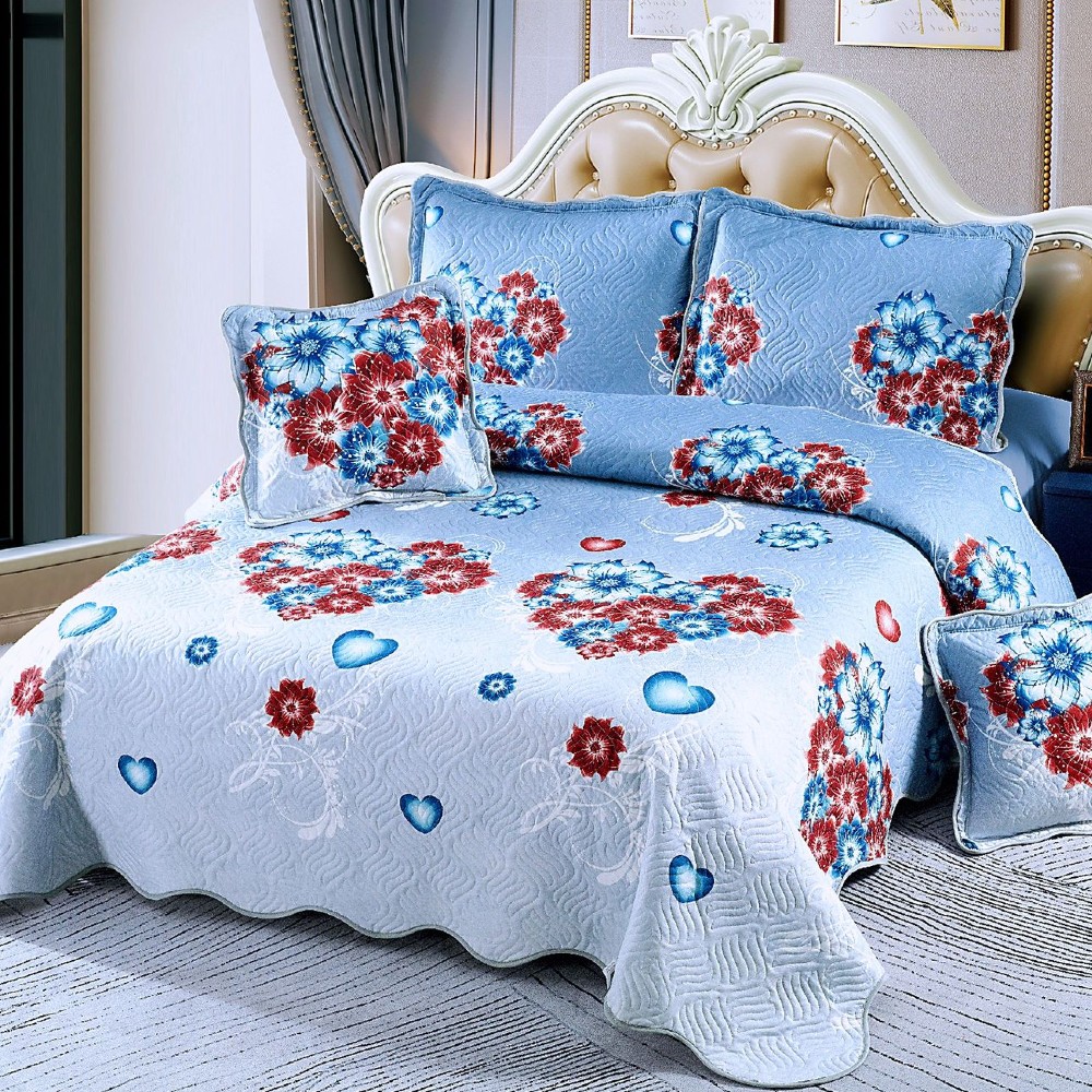 cuvertura alba cu flori colorate