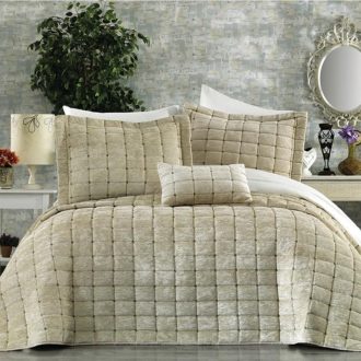 cuvertura de lux din catifea brodata roz bej