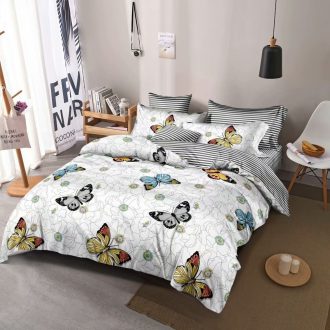 lenjerie alba cu fluturi colorati