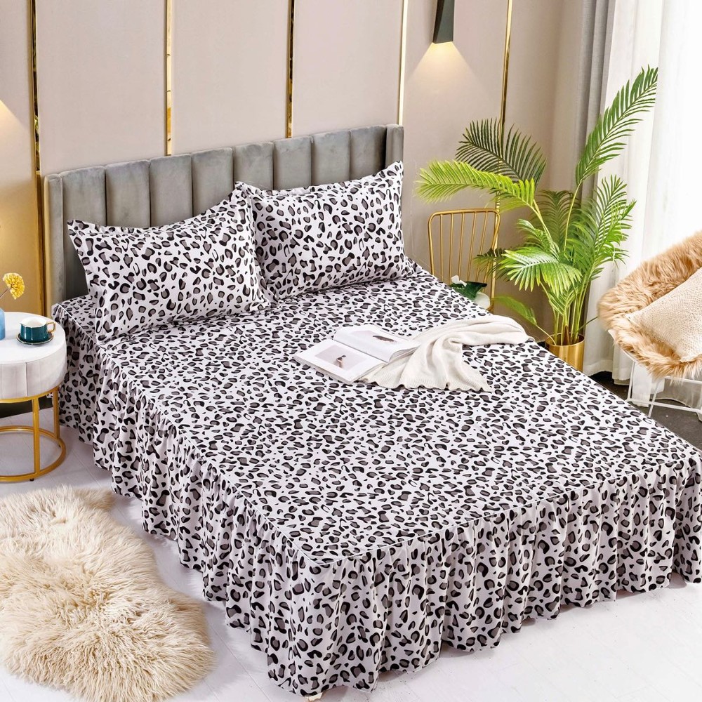 husa finet cu volanase alb negru