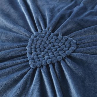 lenjerie pufoasa din catifea albastru inchis-broderie