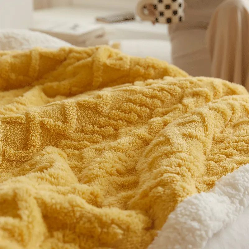 Patura Cocolino cu Blanita Uni, Model Tricotat, Pat 2 Persoane, Galben - JoJo Home - PUF73523 - imagine 4