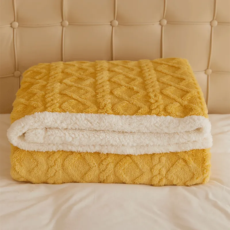 Patura Cocolino cu Blanita Uni, Model Tricotat, Pat 2 Persoane, Galben - JoJo Home - PUF73523 - imagine 3