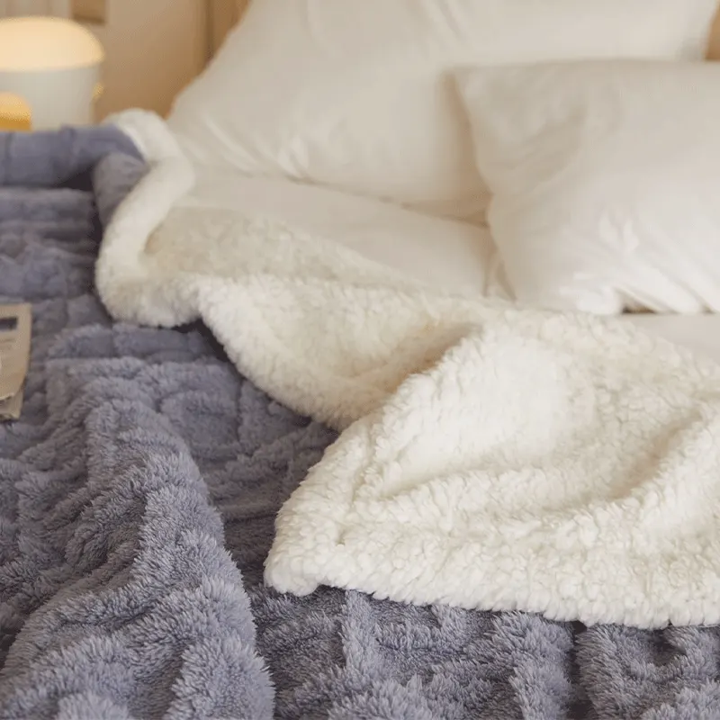 Patura Cocolino cu Blanita Uni, Model Tricotat, Pat 2 Persoane, Gri Deschis - JoJo Home - PUF73522 - imagine 6