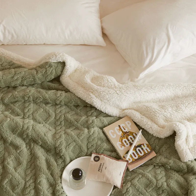 Patura Cocolino cu Blanita Uni, Model Tricotat, Pat 2 Persoane, Verde - JoJo Home - PUF73510 - imagine 6