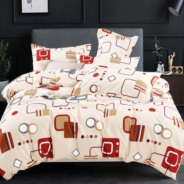 lenjerie crem cu figurine