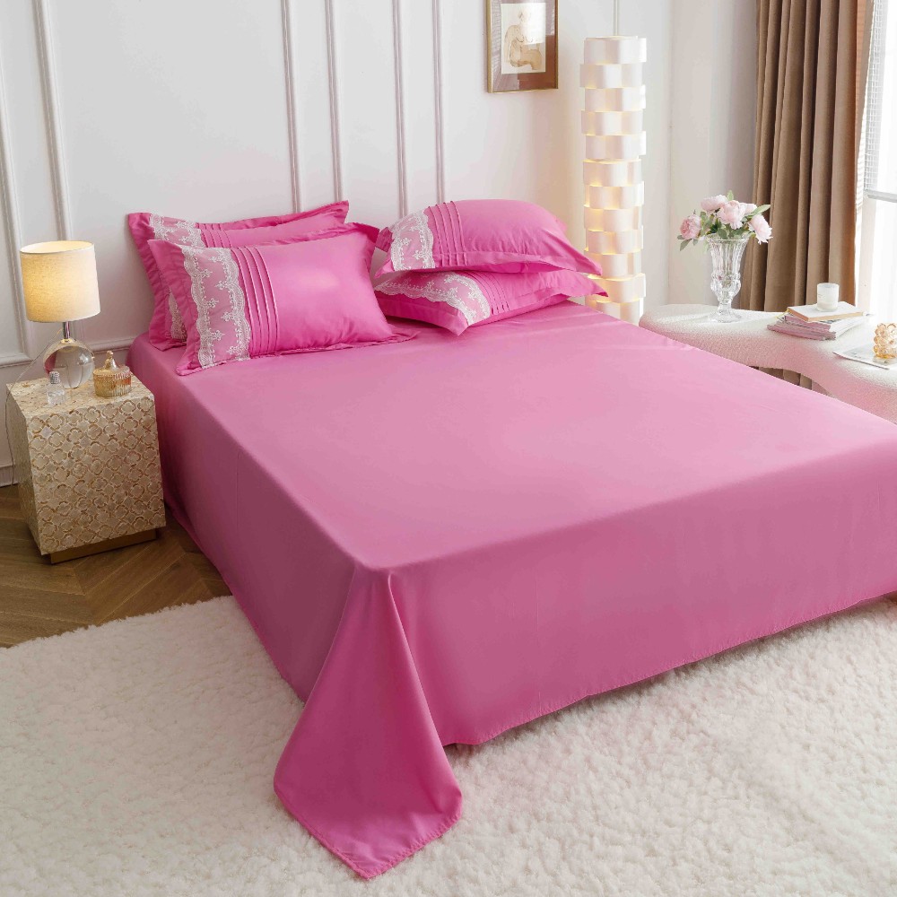 lenjerie cu pliuri inimioare si broderie - roz