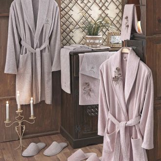 ANETTA-3D-NAKISLI-BORNOZ-SETI-PUDRA-TAS-scaled-1