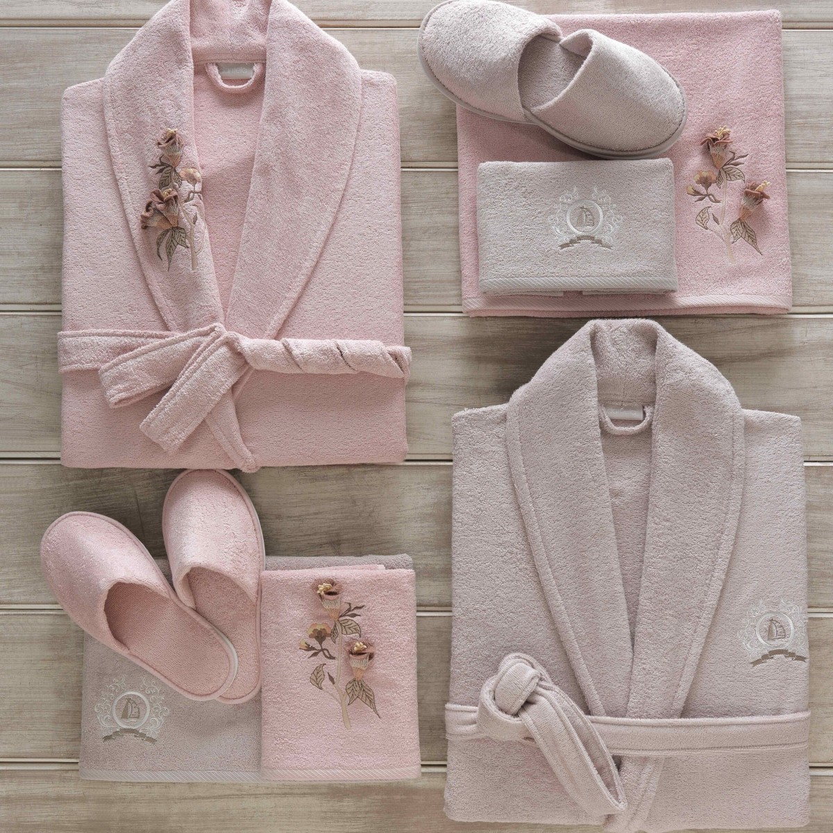 Set Anetta: 2 Halate de Baie + 4 Prosoape + Papuci, Bumbac 100%, Bej & Pudra - Dantela Vita - PUF36411 - imagine 2