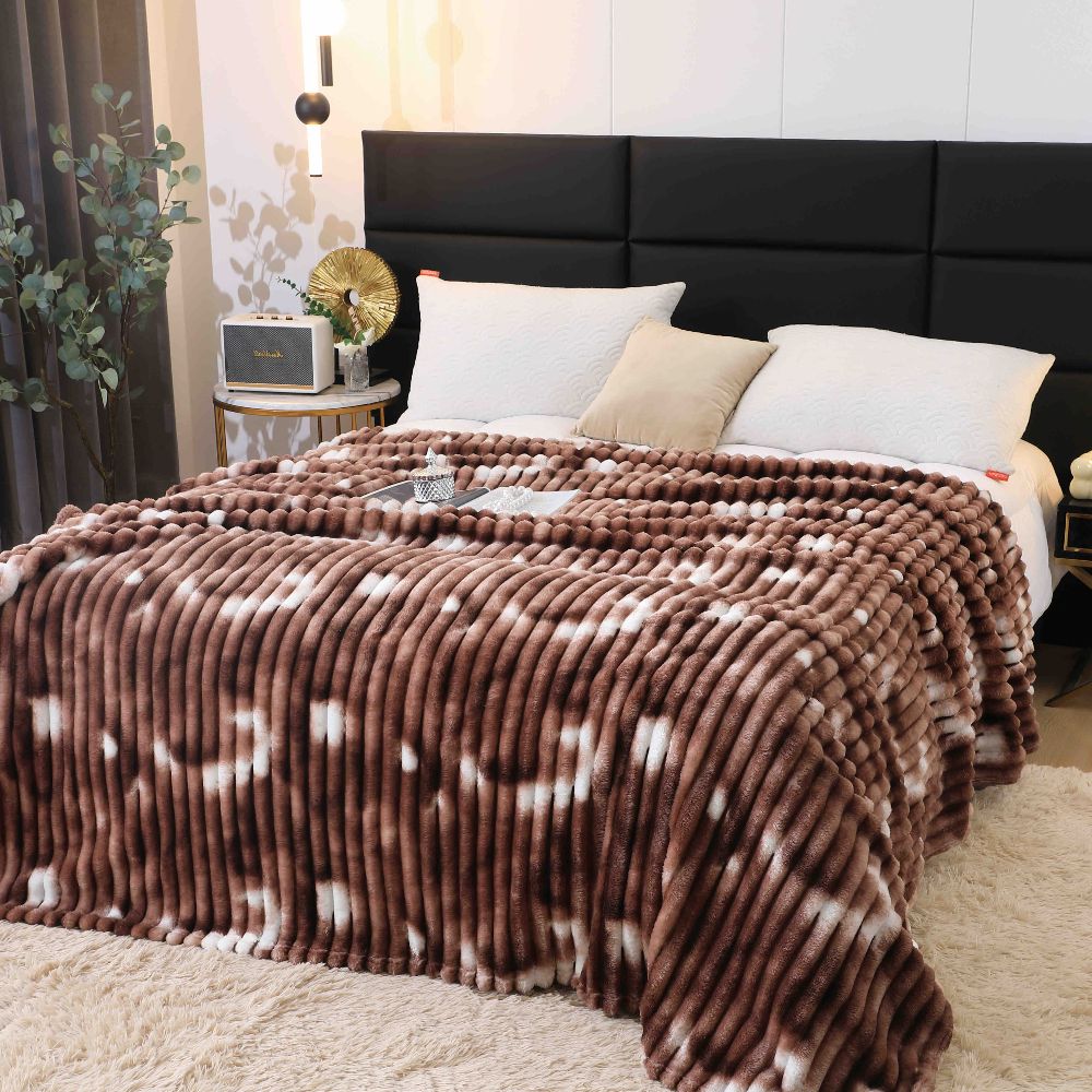 Patura Cocolino cu Dungi, Bicolor, 200 x 230cm - Alb/Maro - JoJo Home - PUF114705