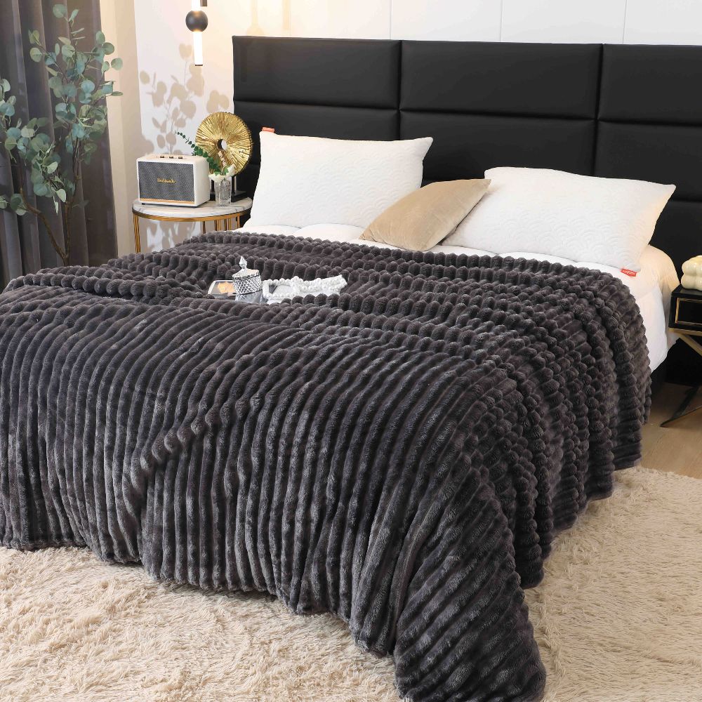 Patura Cocolino cu Dungi, Model Uni, 200 x 230cm - Gri Inchis - JoJo Home - PUF114704
