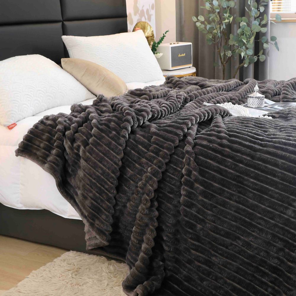 patura cocolino cu dungi uni - gri inchis