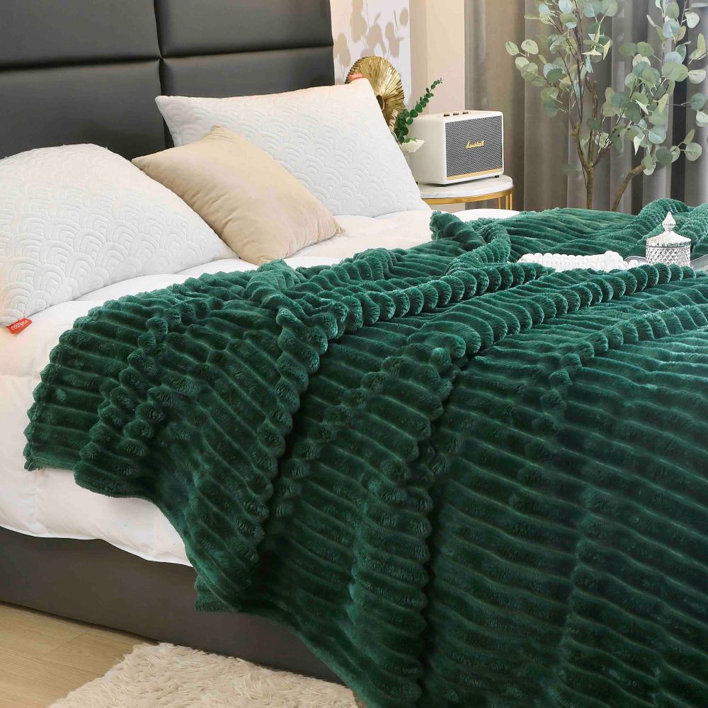 patura cocolino cu dungi uni - verde 1