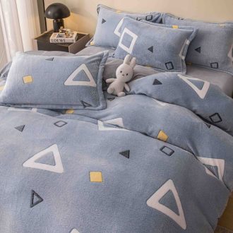 lenjerie cocolino albastra cu forme geometrice