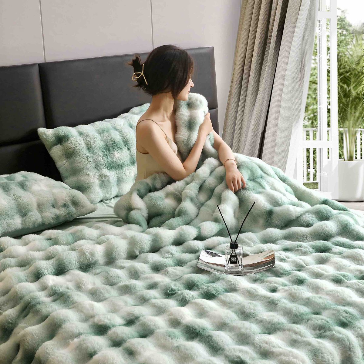 lenjerie blanita iepure alb verde material moale