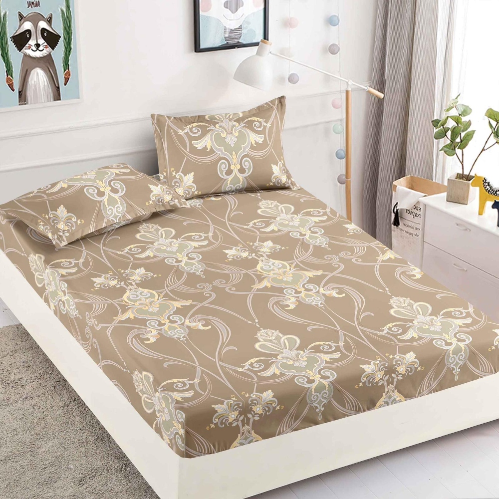 husa de pat finet bej cu ornamente