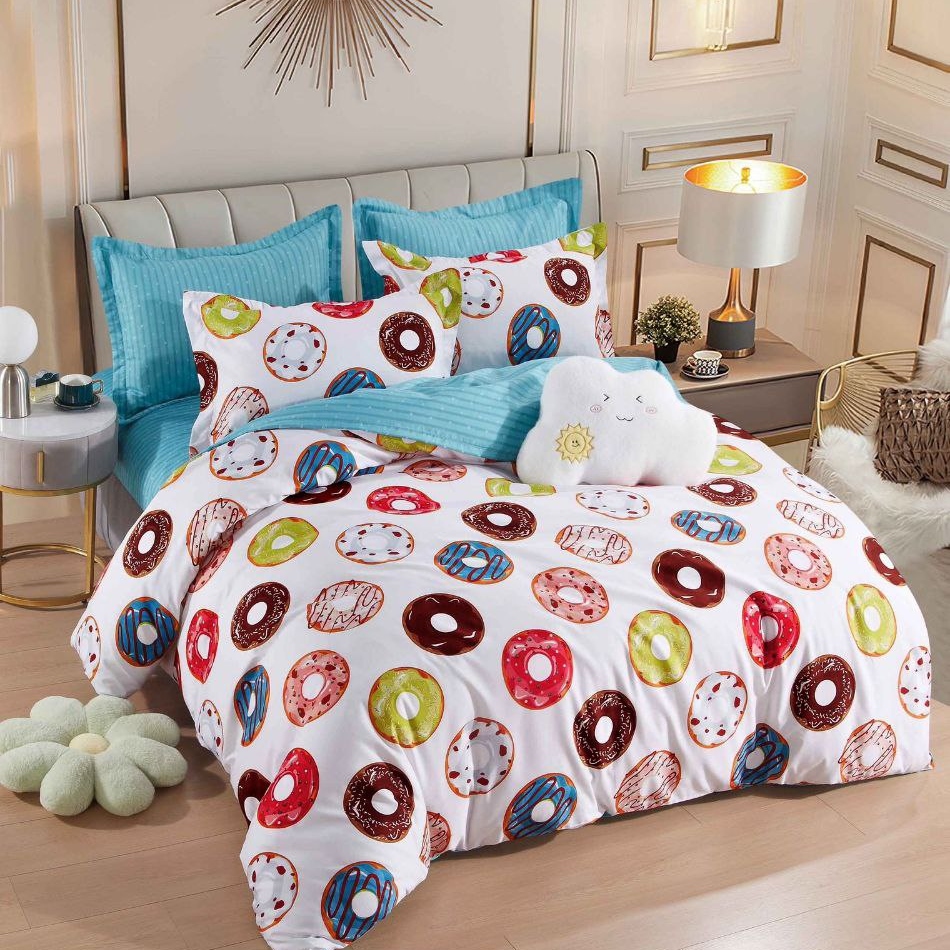 lenjerie alba cu gogosi