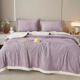 patura cu blanita fluturi tricot lila