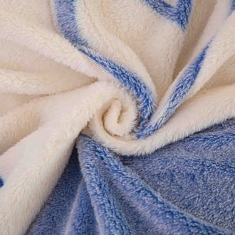 lenjerie cocolino cu elastic gri cu inimioare albastre material