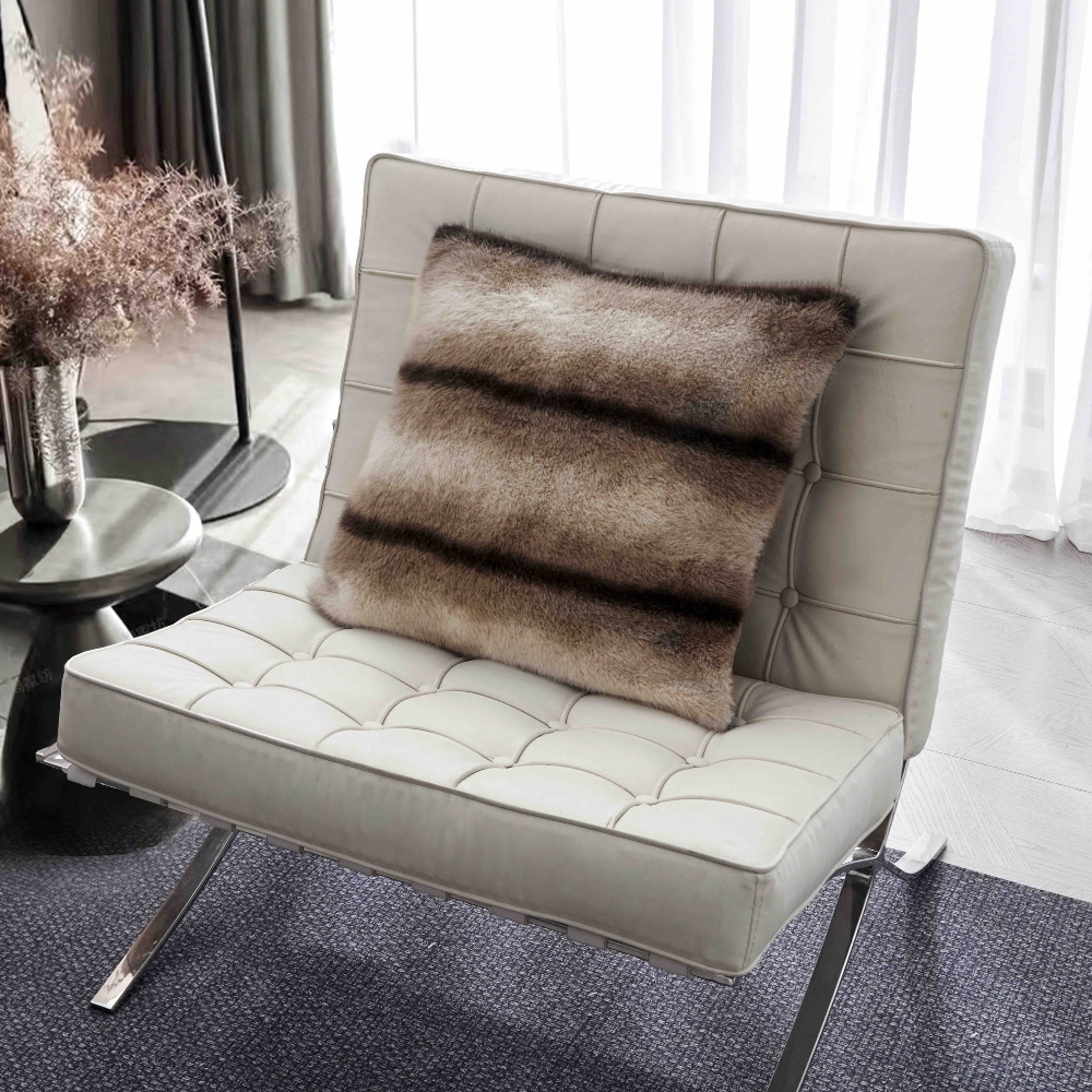 Set Pătură de Lux cu Fermoar din Blana Artificiala de Nurca + 2 Fete de Perna, Pat 2 Persoane, 200 x 230cm - Brown Lines - PUF183617-04 - imagine 9