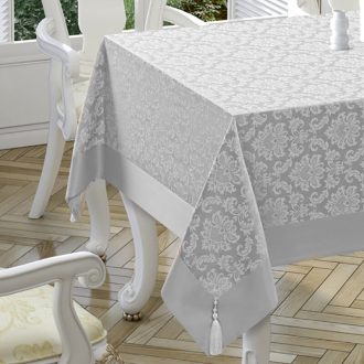 fata de masa policoton tabe gri aproape