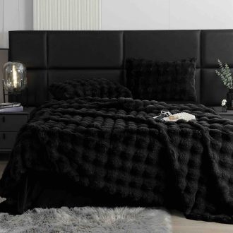 lenjerie blanita iepure negru