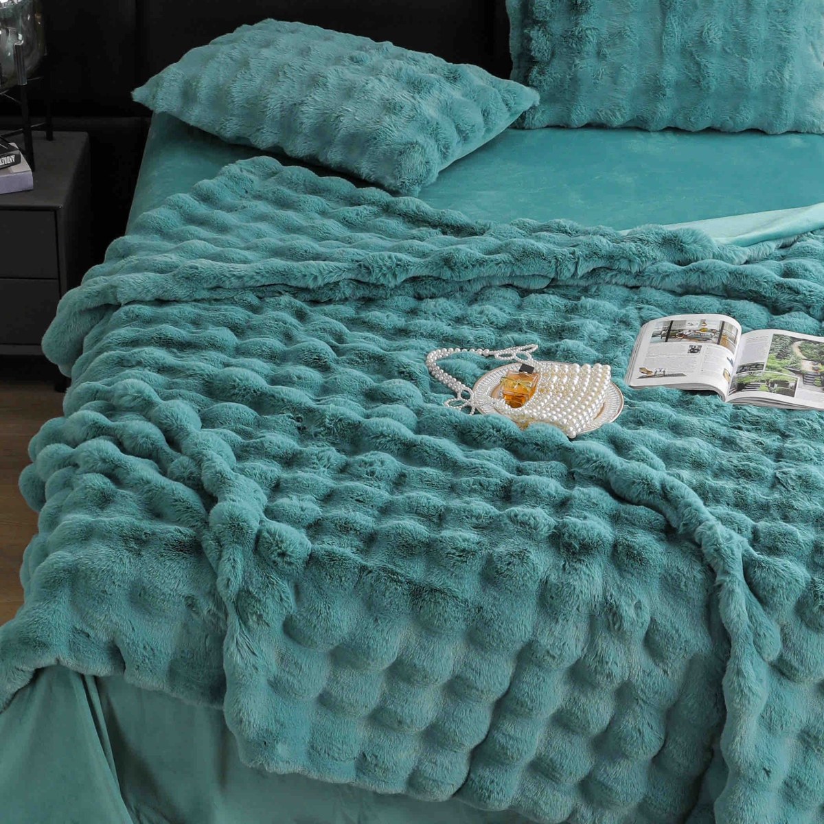 lenjerie blanita iepure turcoaz cearceaf