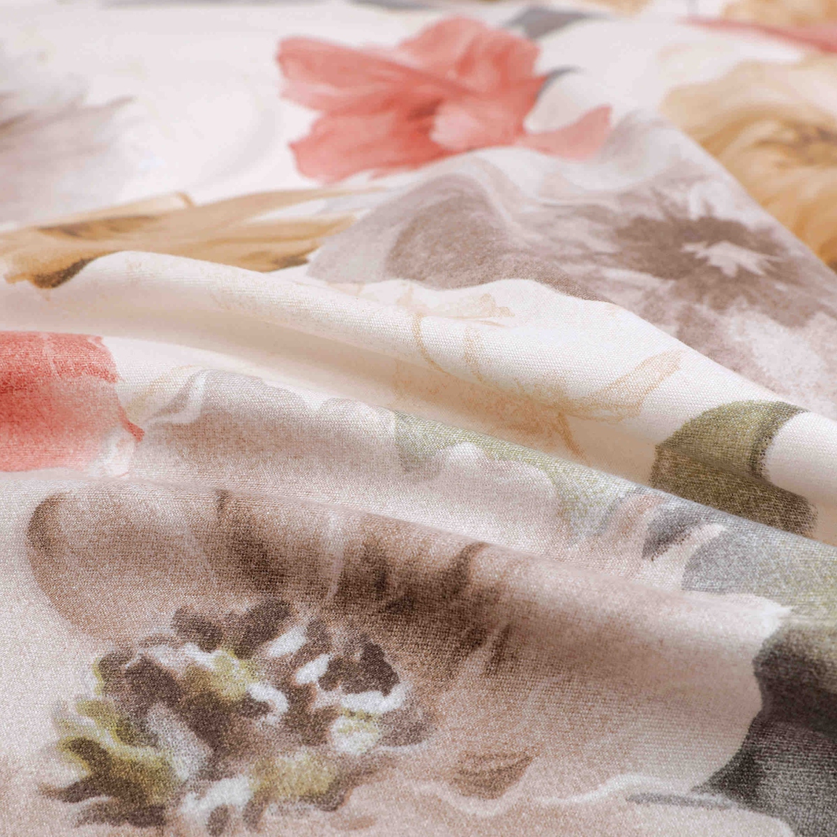 lenjerie la cutie din finet cu flori maro material