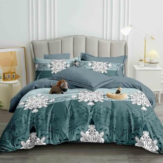 lenjerie verde cu ornamente